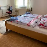 Mit Blick Auf Herkules Mit Parkplatz Kassel