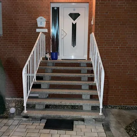 Mit Blick Auf Herkules Mit Parkplatz *