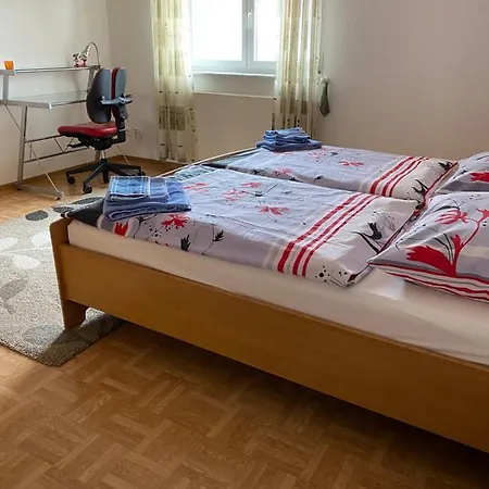 Mit Blick Auf Herkules Mit Parkplatz Kassel