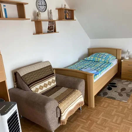 Mit Blick Auf Herkules Mit Parkplatz *