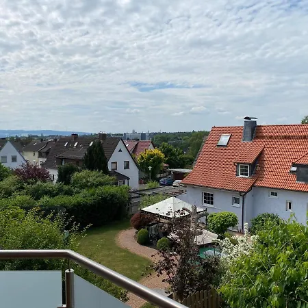 Mit Blick Auf Herkules Mit Parkplatz