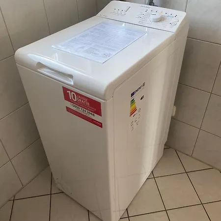 Mit Blick Auf Herkules Mit Parkplatz Kassel