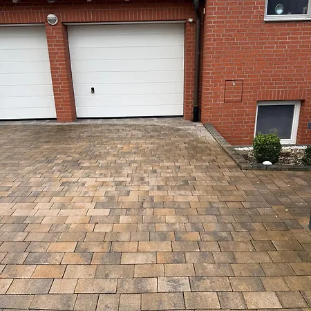 Mit Blick Auf Herkules Mit Parkplatz Kassel