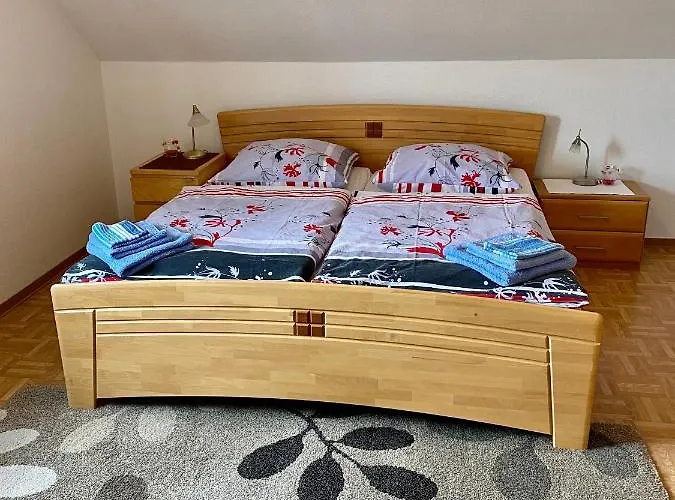 Mit Blick Auf Herkules Mit Parkplatz * Kassel