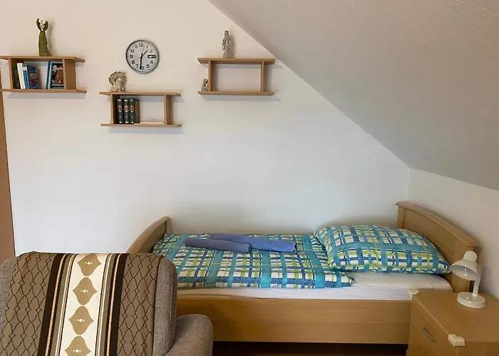 Lägenhet Mit Blick Auf Herkules Mit Parkplatz *