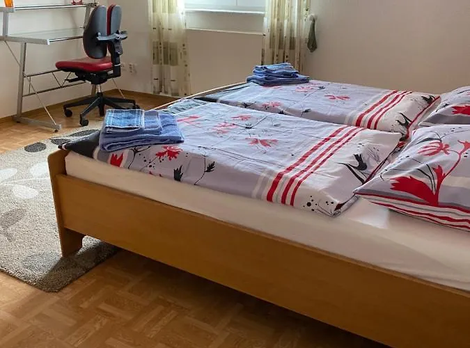 Mit Blick Auf Herkules Mit Parkplatz Kassel