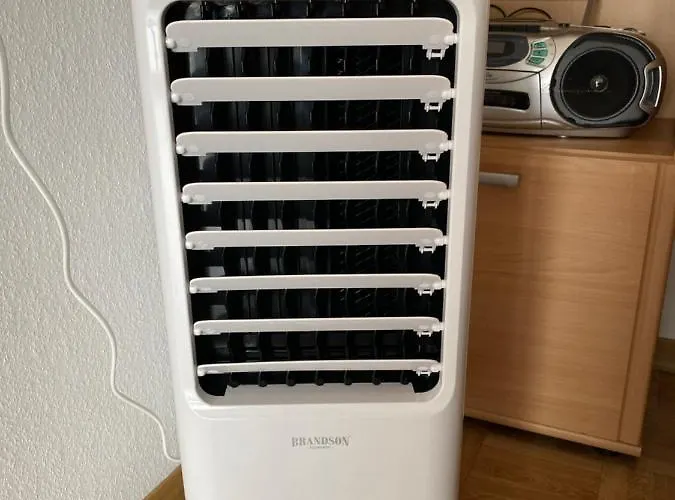 Mit Blick Auf Herkules Mit Parkplatz Kassel