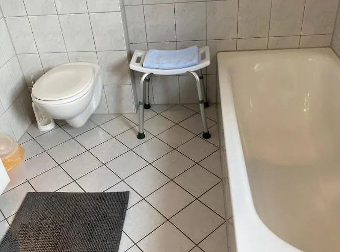 Mit Blick Auf Herkules Mit Parkplatz Lägenhet