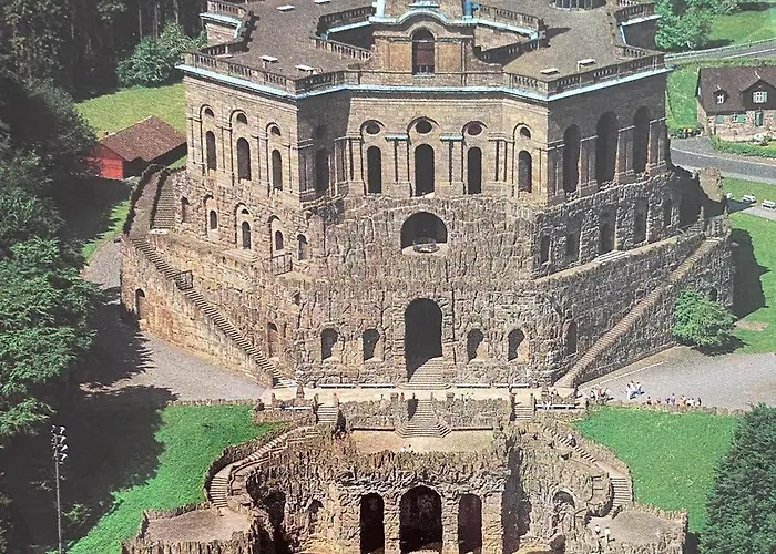 Lägenhet Mit Blick Auf Herkules Mit Parkplatz Kassel